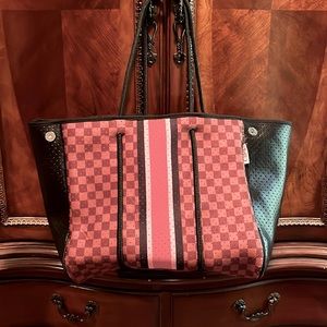 Adjustable Neoprene Totebag